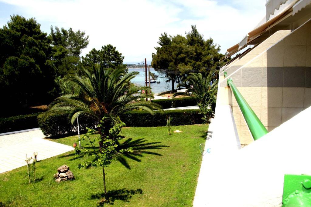 Hotel Rema Vourvourou Extérieur photo